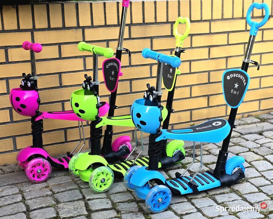 HULAJNOGA ROŚNIE Z DZIECKIEM ŚWIECĄCE KOŁA Zagnańsk
