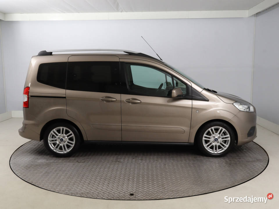 Ford Tourneo Courier 15 TDCI 74KM