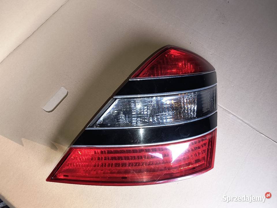 Mercedes Sklasa W221 0509 Lampa tył tylna prawa dolnośląskie Domasław
