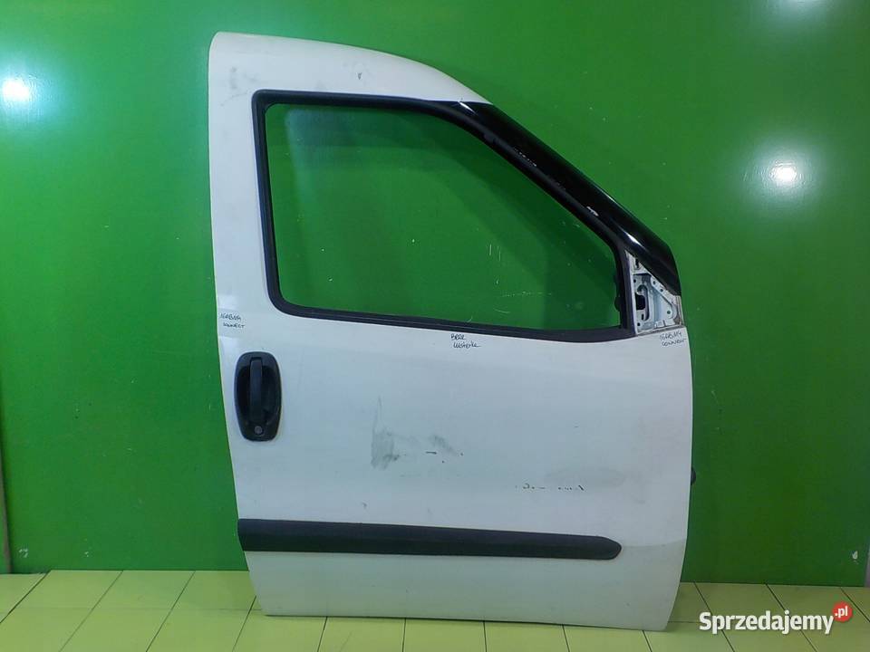 OPEL COMBO D 13 CDTI 16r L1H1 drzwi prawy przod mazowieckie Suków
