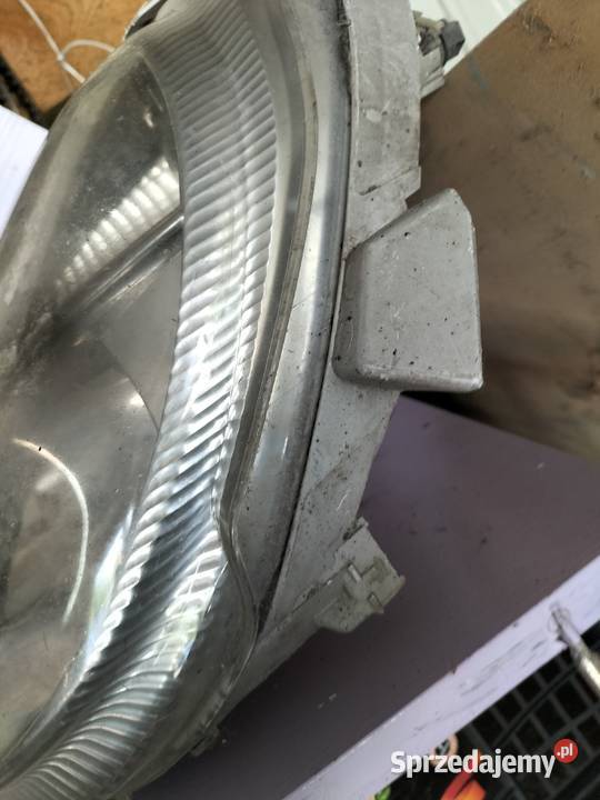 Mercedes W168 Lampa przód lewa A1688201761