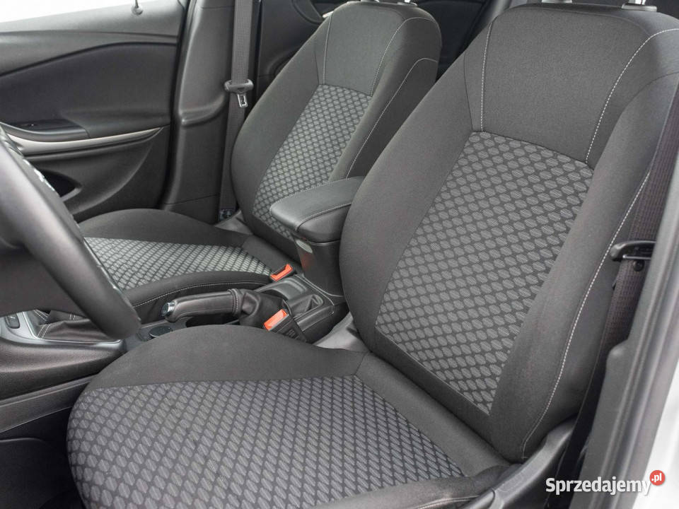Opel Astra GD8A19712 T Edition 2 stref klima isofix Pępowo sprzedam