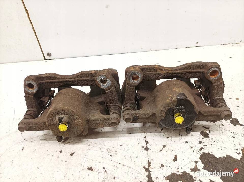 ZACISK HAMULCOWY LEWY PRAWY PRZÓD 12 TCE KPL