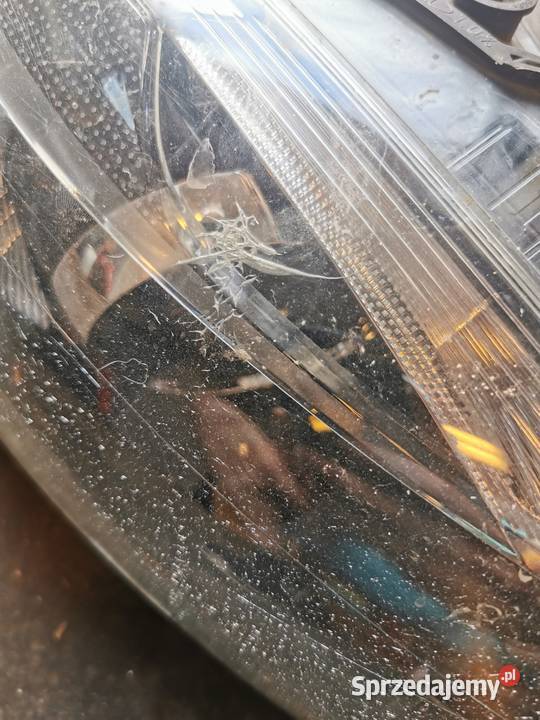 Volvo v 40 lampa prawy przód Części samochodowe Świnoujście