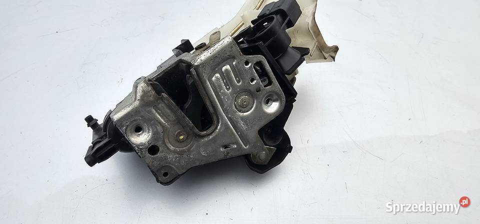 Zamek drzwi prawy przód mercedes w208 2087200435 Zbąszyń