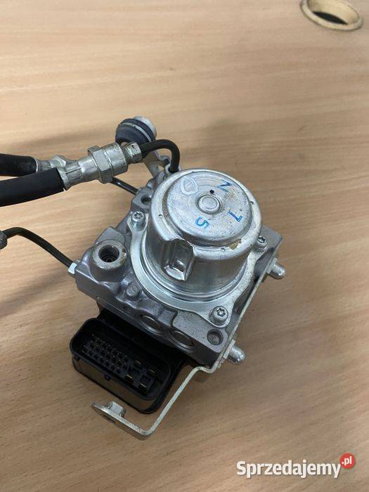 Kawasaki GTR 1400 Pompa ABS Przewody Okablowanie Poznań