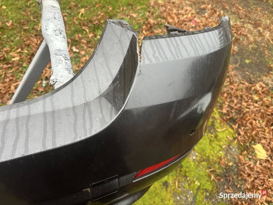 Zderzak tył BMW 5 F10 sedan PDC osobowe dolnośląskie Strzegom sprzedam