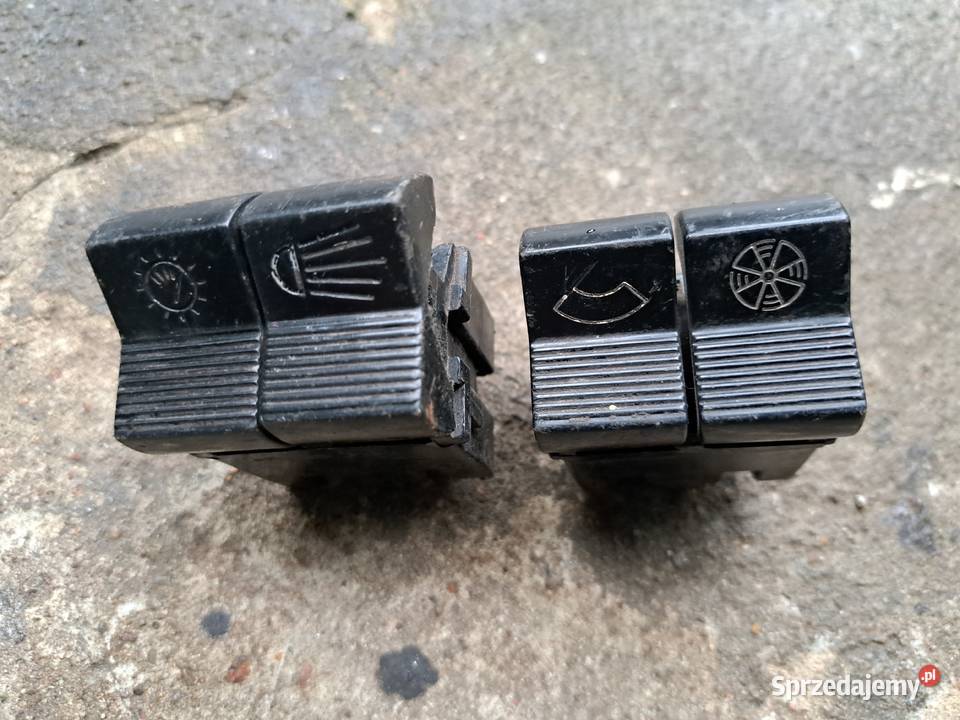 obudowa kierunkowskazu lewa przód Fiat125p 6874r osobowe wielkopolskie Leszno