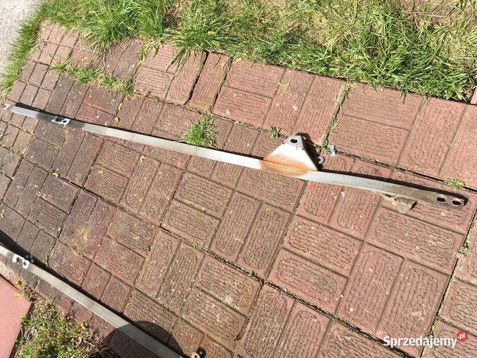 prawy wspornik zbiornika paliwa Audi A5 8T osobowe Motoryzacja Szczecin