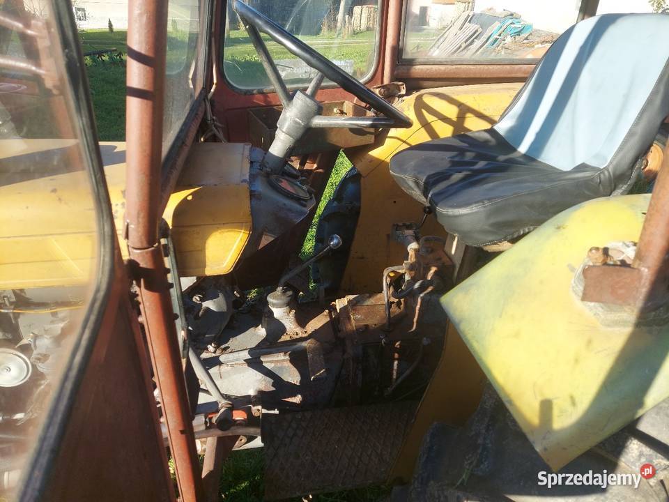 C 330 ursus c330m 89r w oryginale 900mth Blizne