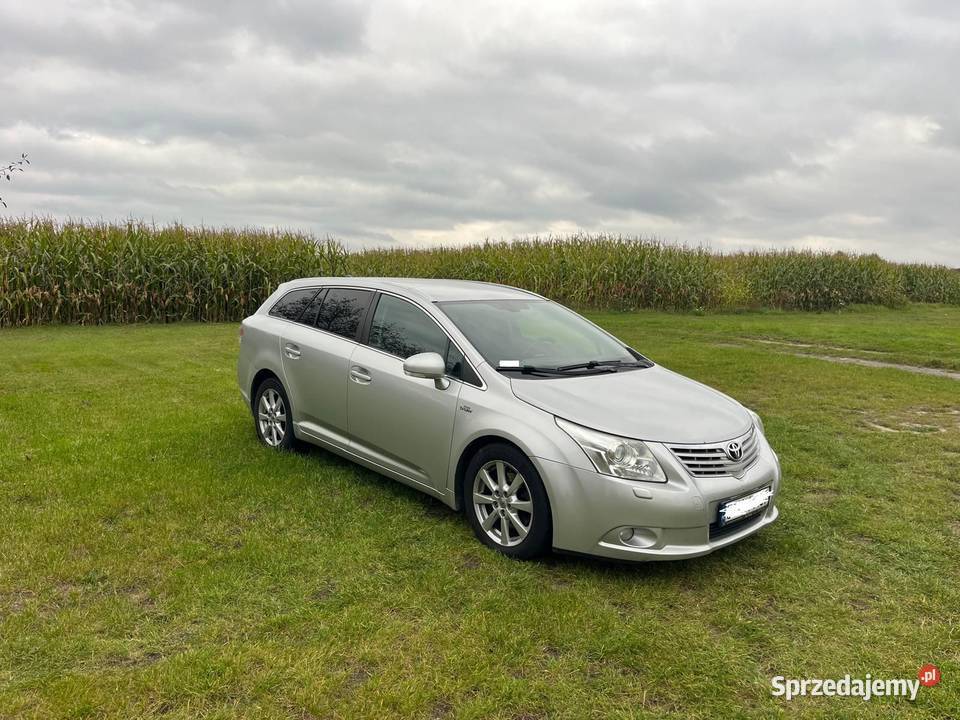 Toyota Avensis T27 Kombi 2010 Diesel 22 DCat 150 Czersk
