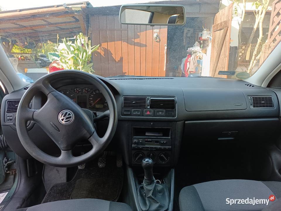 VW GOLF IV manualna Swarożyn