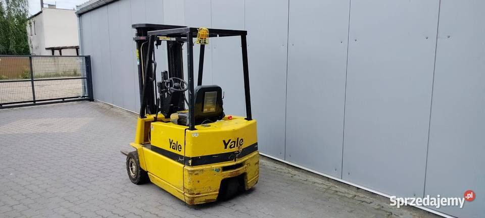 Wózek elektryczny Yale ERP15RCF 2007 triplex Yale Wózki widłowe Wieruszów