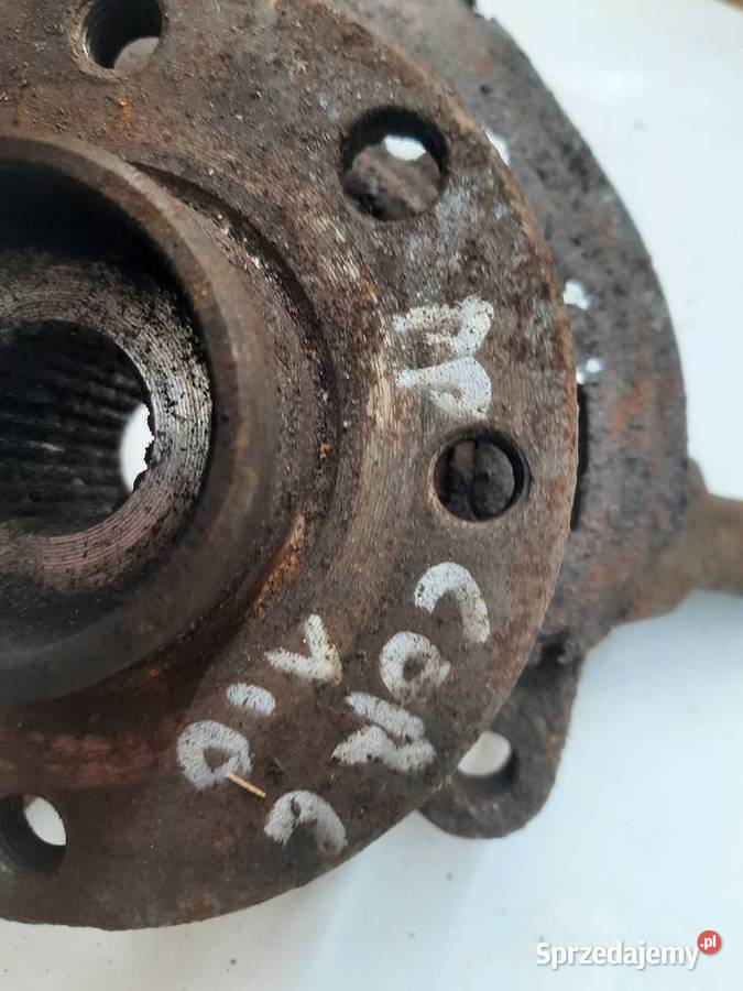 Opel Corsa C 10 12V prawa zwrotnica łódzkie Ksawerów