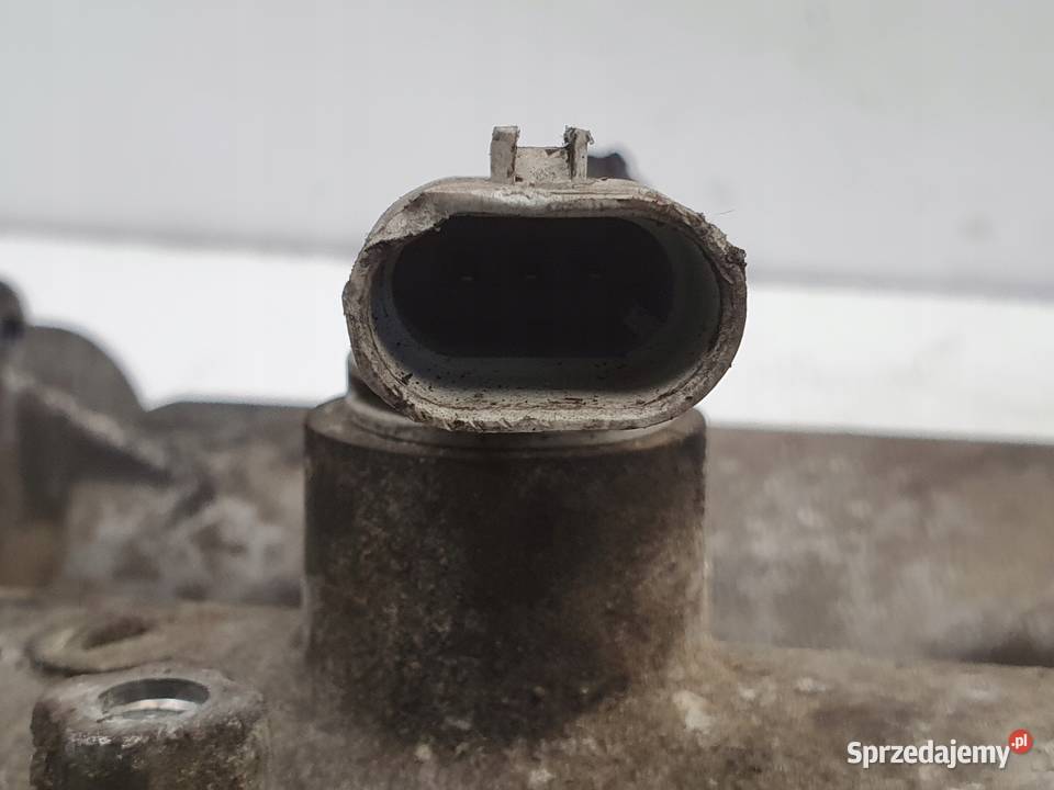 WAŁKI ROZRZĄDU Opel Corsa D 13 CDTI pokrywa