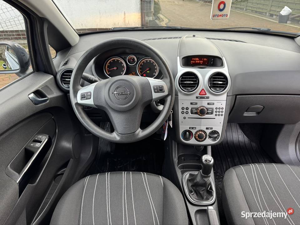 Opel Corsa D 2009 Benzyna 12 80 NISKI PRZEBIEG ESP