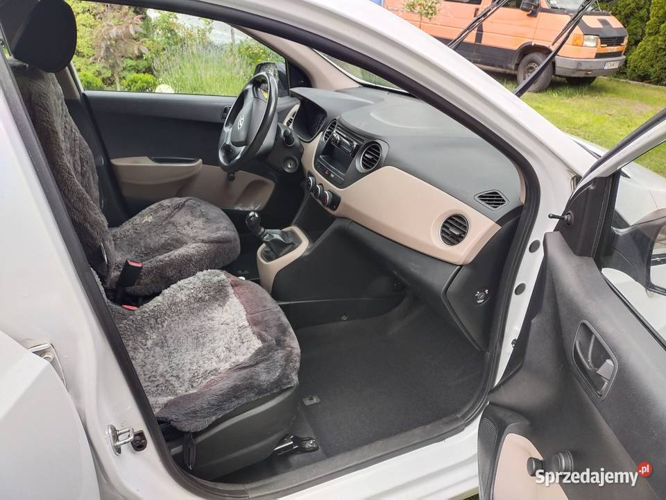 Hyundai I 10 Bezwypadkowy 2015 r Zarejestrowany manualna Gniezno