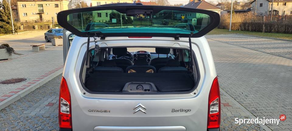 XTR 16 Benzyna 110 Serwis Zadbany Fv 23 isofix Gliwice