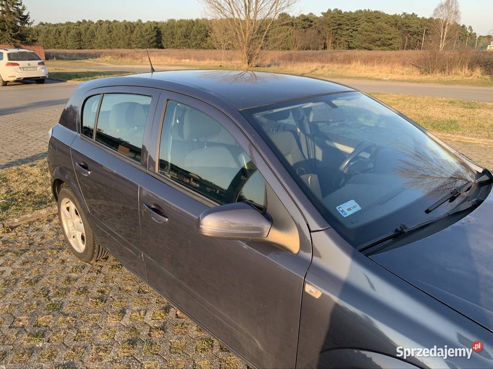 Opel Astra H 17 CDTI kupiony w polskim salonie Wrocław sprzedam