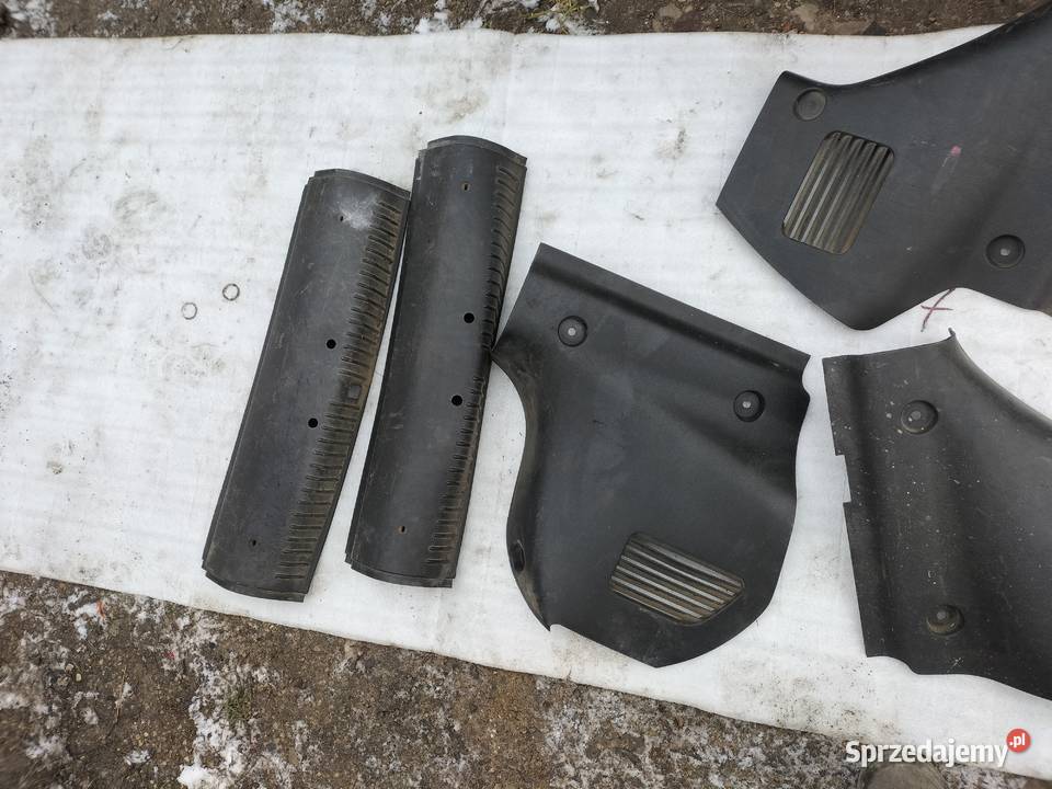 MONDEO MK2 MK 2 Sedan hatchback plastik osobowe Kamień-Kolonia