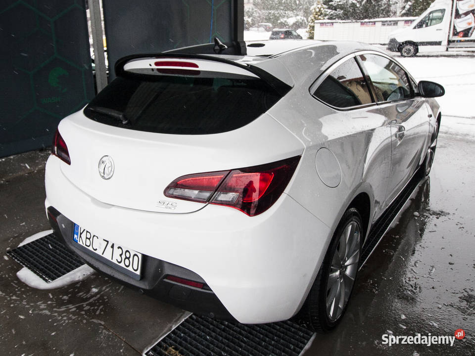 Opel Astra J Coupe GTC 130 Panorama Dach 2013 Rok produkcji 2013