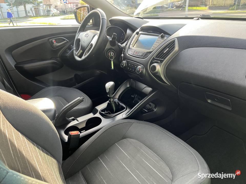 HYUNDAI iX35 16 BENZYNA 2015 PRZEBIEG 84 ix35 świętokrzyskie