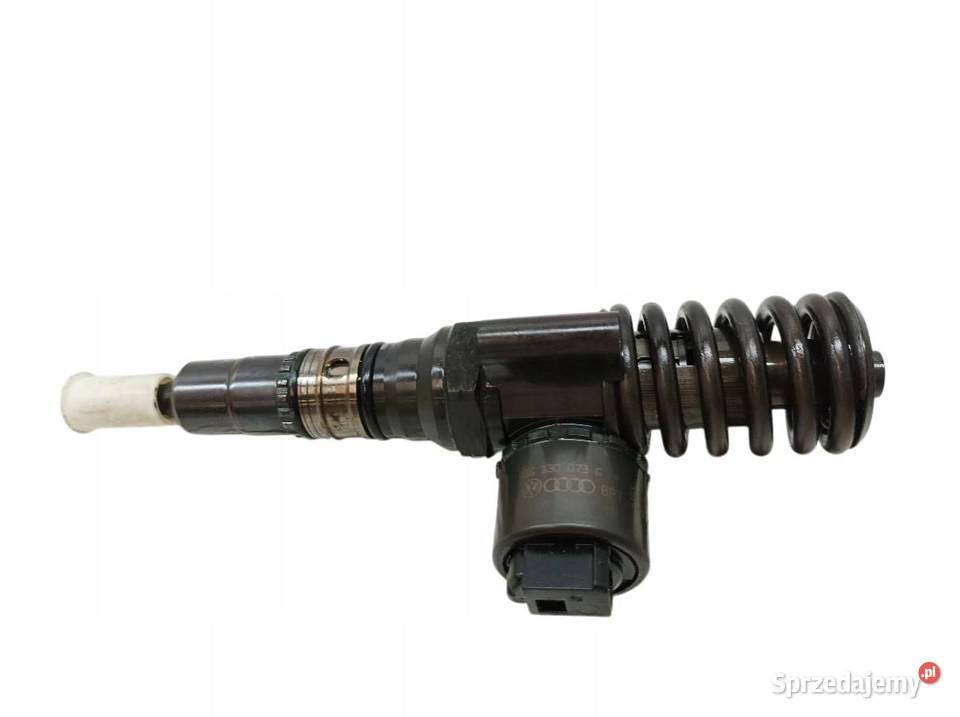 POMPOWTRYSKIWACZ 03G130073G 20 D TDI Mitsubishi Rok produkcji 2009