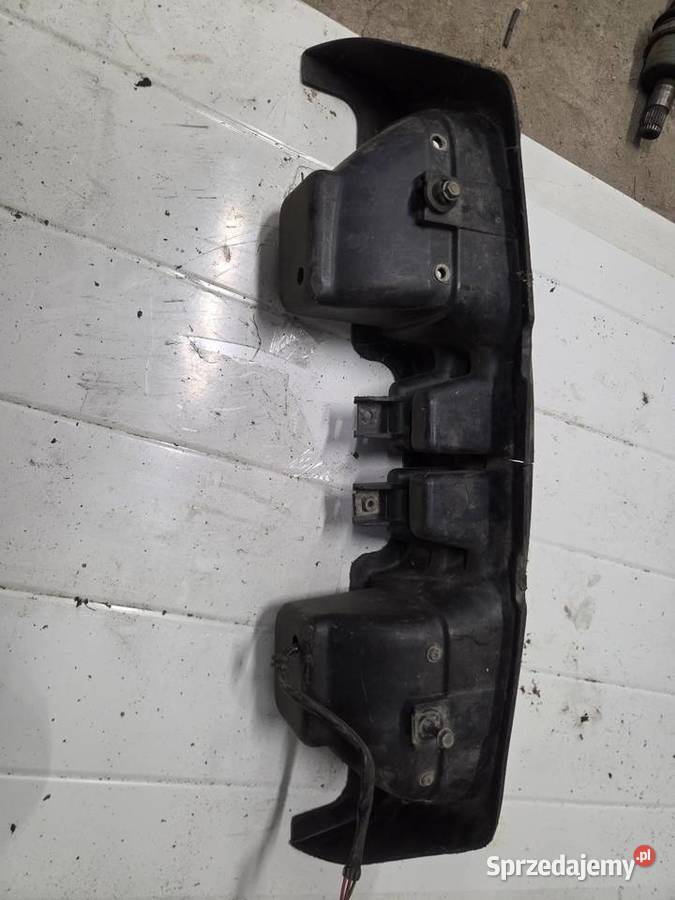 Lampa przednia kvf 400 Lewa grill kvf 400 Elementy nadwozia pomorskie