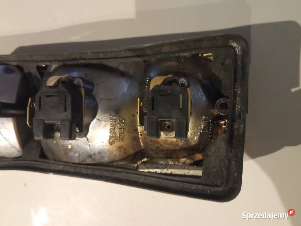 Klosz świateł tylnych fiat 125 p kombi metalowy mazowieckie