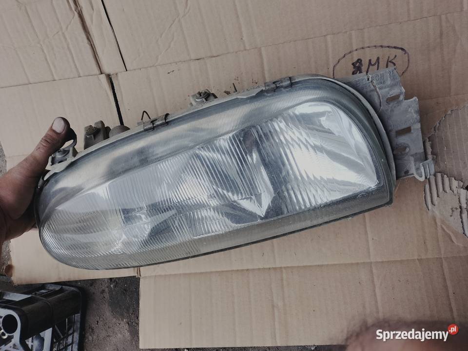 LAMPA PRZÓD PRZEDNIA PRAWA REFLEKTOR FORD FIESTA osobowe