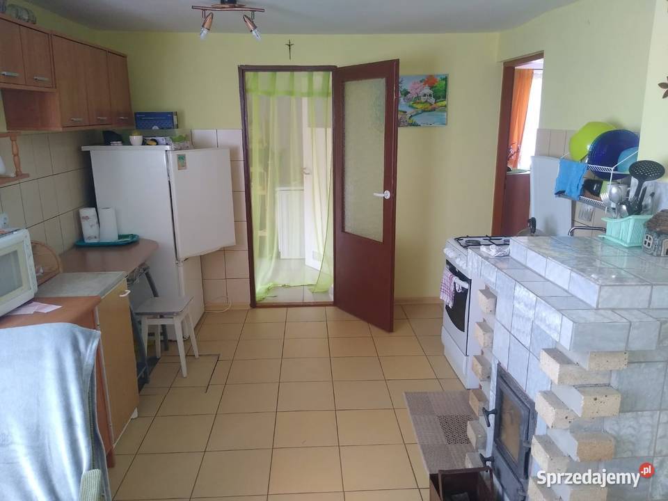 Działka budowlana z budynkami Świętajno