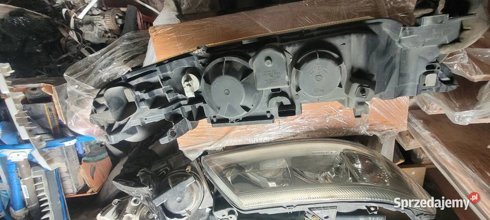 Lampy przód xenon Renault Laguna 2 Europa nowe Kraków