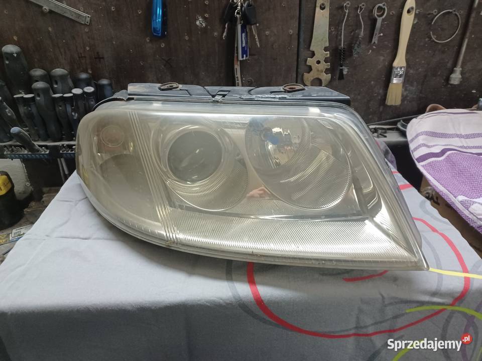 Lampy przód VW Passat B5 lift