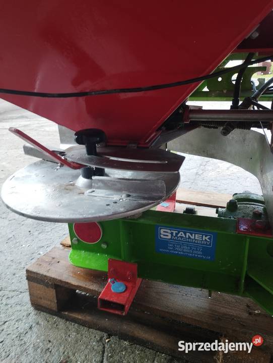 Rozsiewacz do nawozów dwutarczowy Unia MX 1200