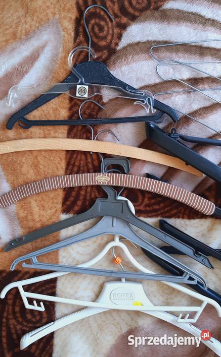Wieszaki na ubrania 15
