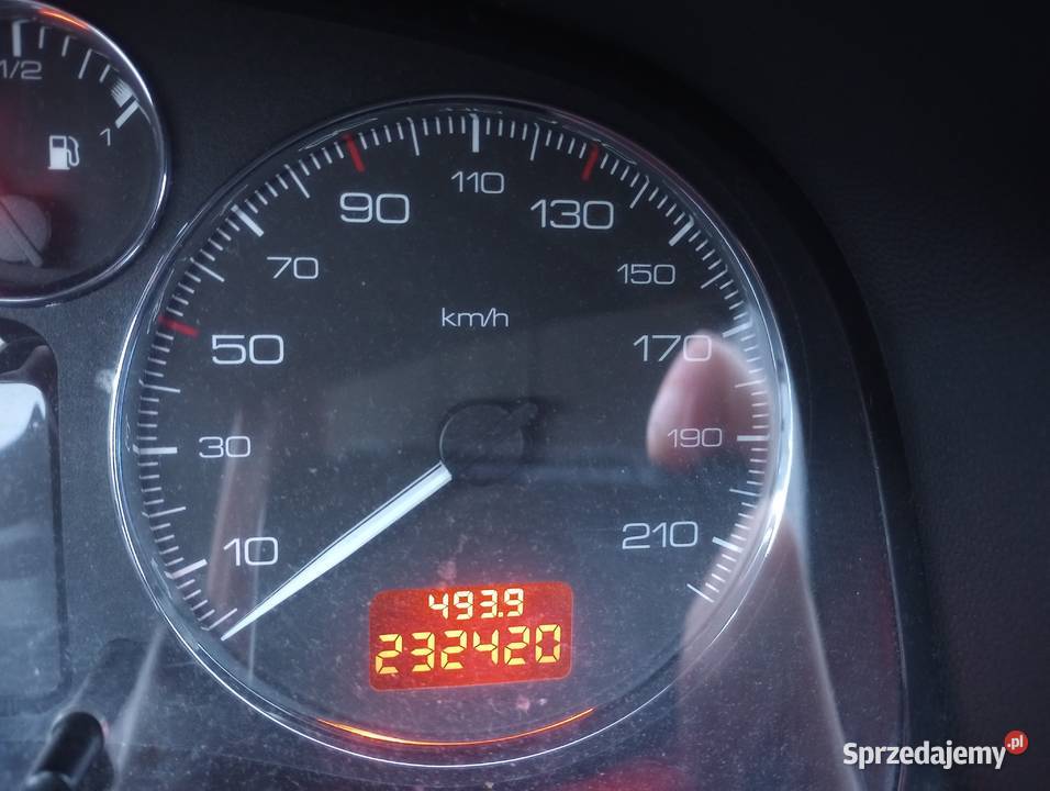 Peugeot 307 14 benzyna Hatchback rocznik 2007 benzyna Limanowa sprzedam
