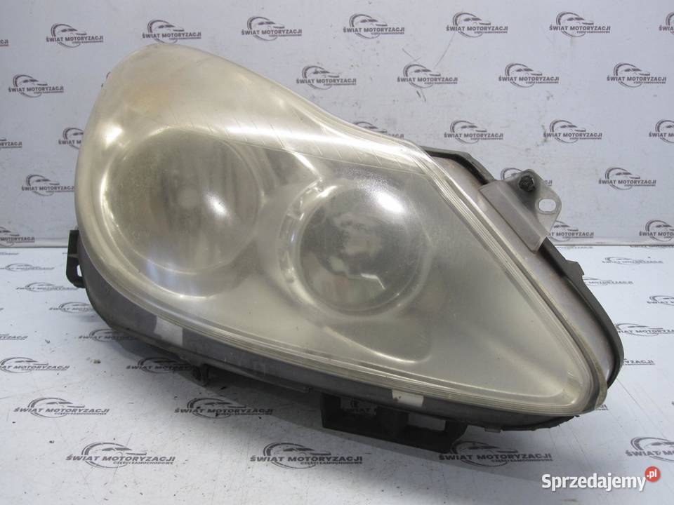 OPEL CORSA D 07r lampa prawa przód 13186384