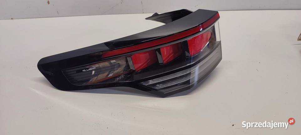 VW TAYRON LAMPA LEWY TYŁ 2025 57L945207A osobowe sprzedam