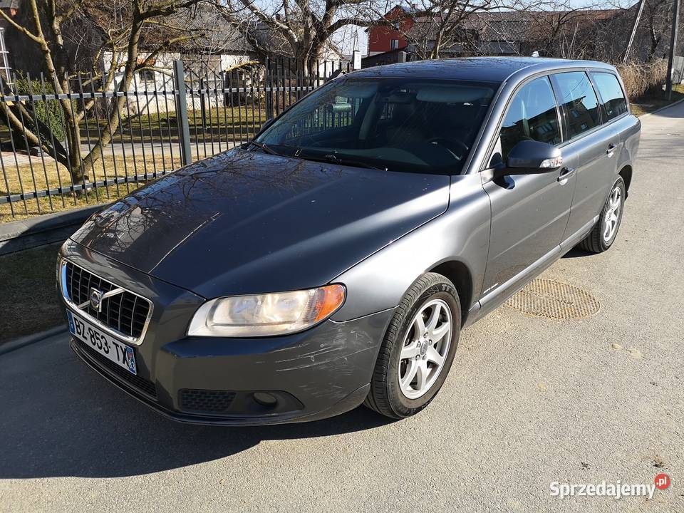Volvo V70 D5 oszczędny i wytrzymały Goraj