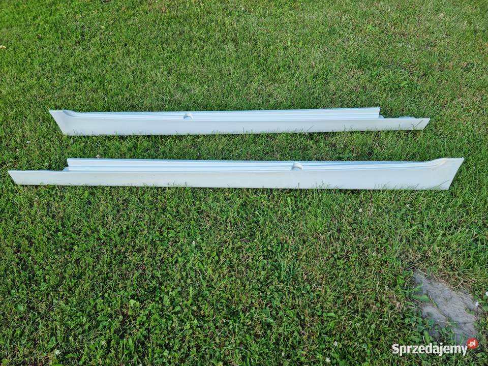 Nakładki progowe bmw f10 bez m pakietu Radomsko sprzedam