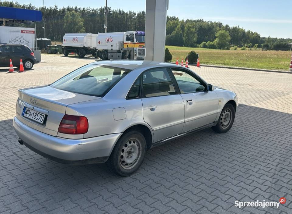 Audi a4 b5 18 1999r jezdzi Ostrów Mazowiecka