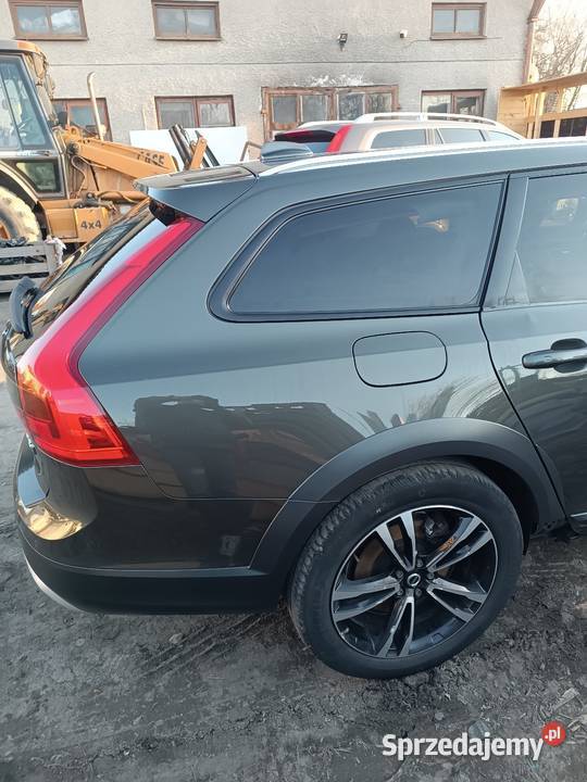 VOLVO V90 CROSS CUANTR 20D 235 2019r