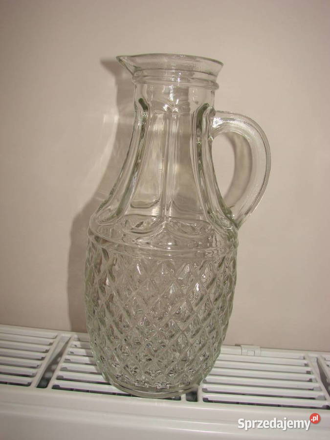 szklany dzbanek PRL