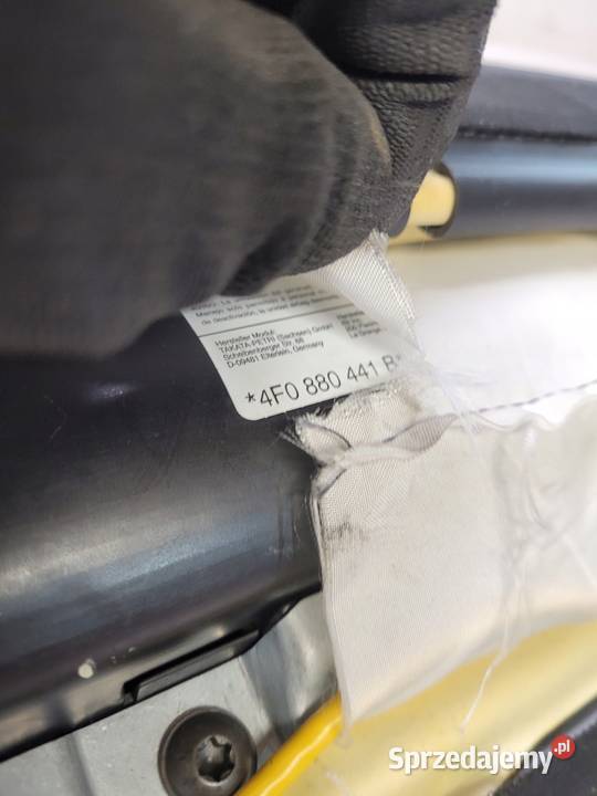PODUSZKA KANAPY TYŁ LEWA AUDI A6 C6 4F0880441B Poduszki powietrzne śląskie Przystajń sprzedam