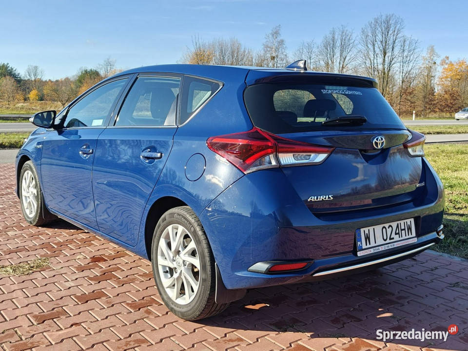 Toyota Auris Hybryda II 2012 światła przeciwmgielne Samochody osobowe Karczew
