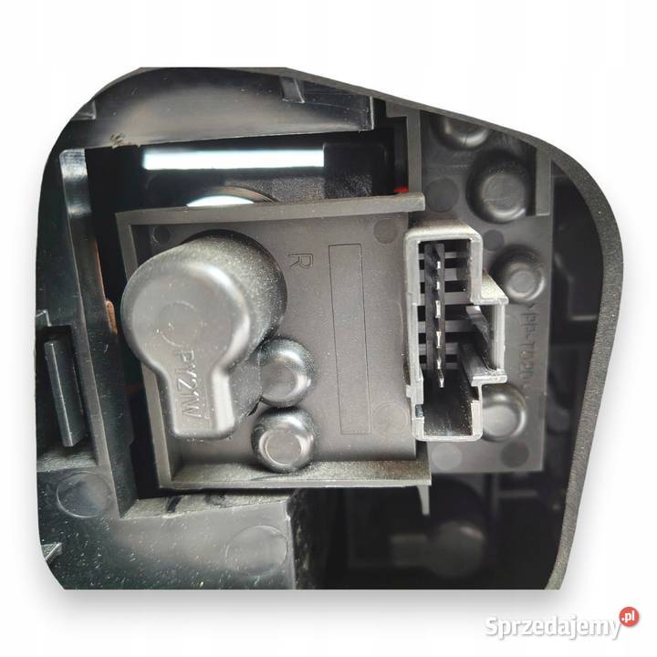LAMPA PRAWA Renault Laguna III kombi 20072015 osobowe Lampy tylne
