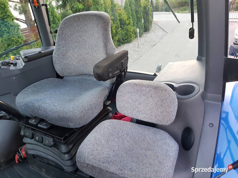 Ciągnik rolniczy HOLLAND T 6030 Skrzynia biegów Automatyczna Grabik