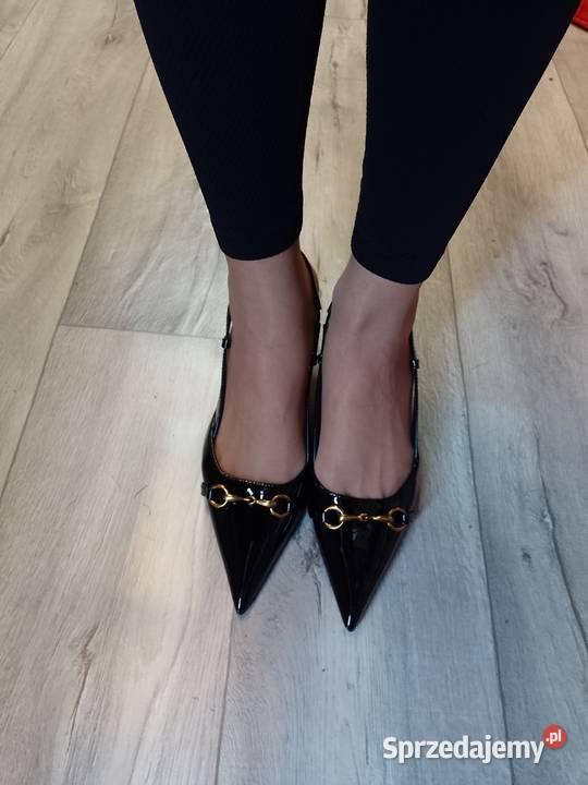42 Czarne czółenka wieczorowe z odkrytą piętą Czółenka Kraków