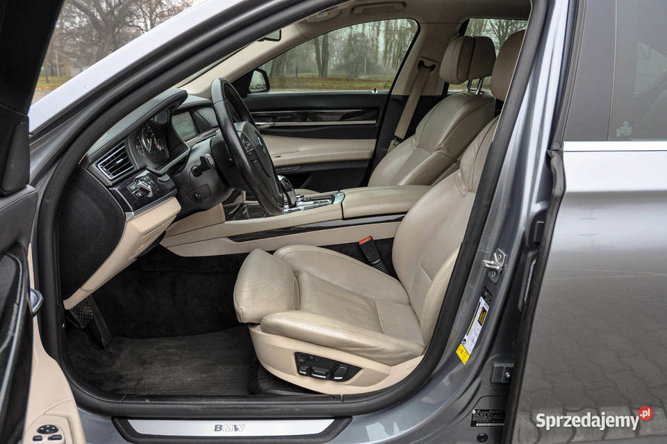 BMW Seria 7 44 BiTurbo 407 Bezwypadkowy