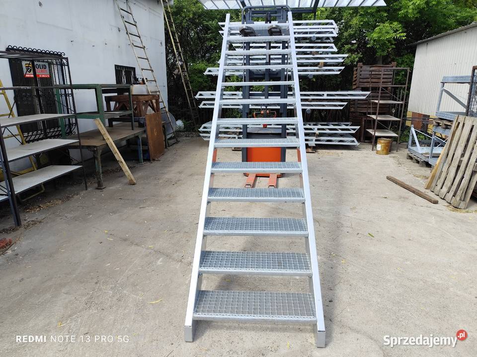 Schody metalowe wema loft wejście na 244 12 Schody zewnętrzne Elżbieta